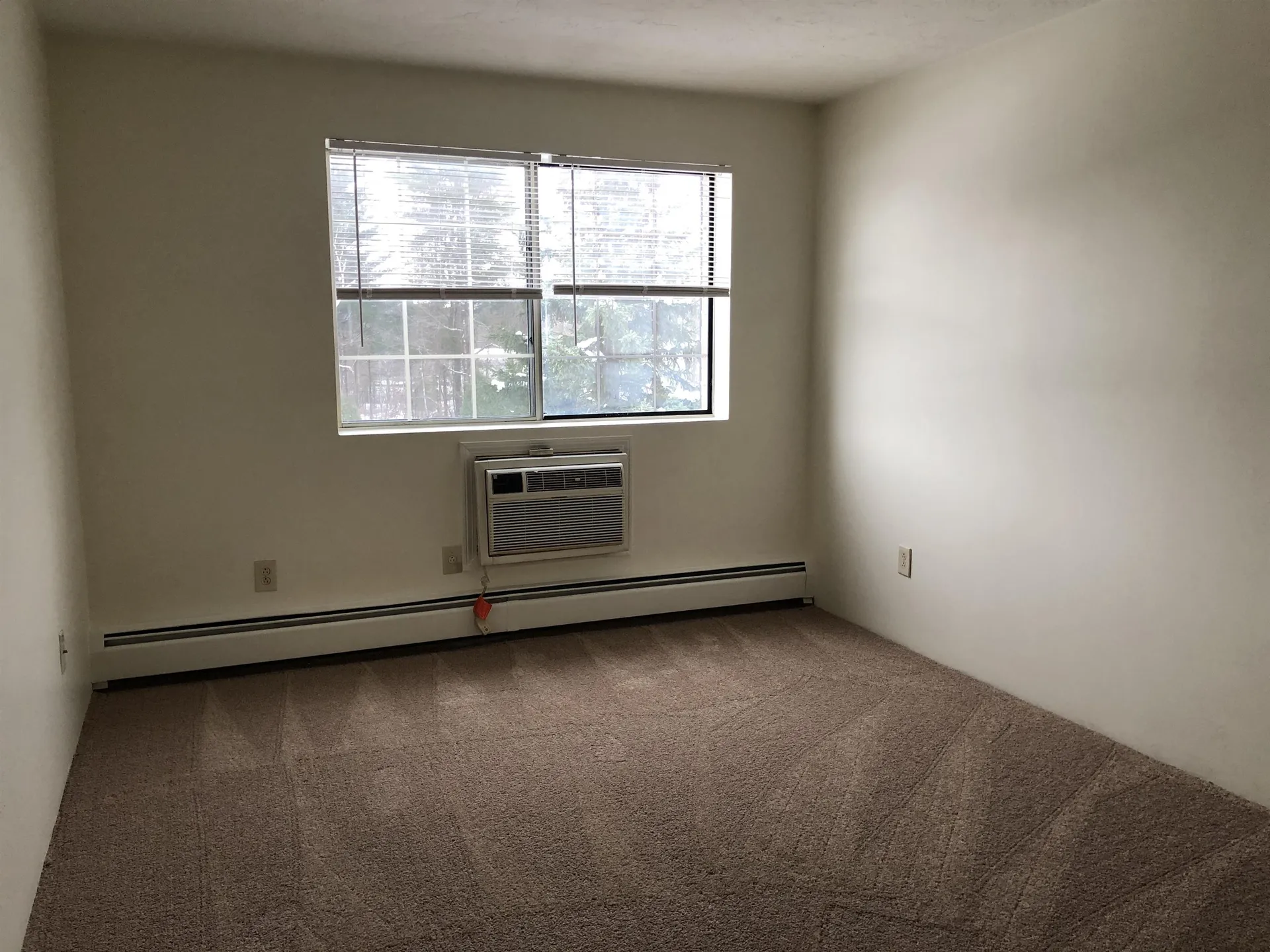 383 Huse Road Manchester NH 03103