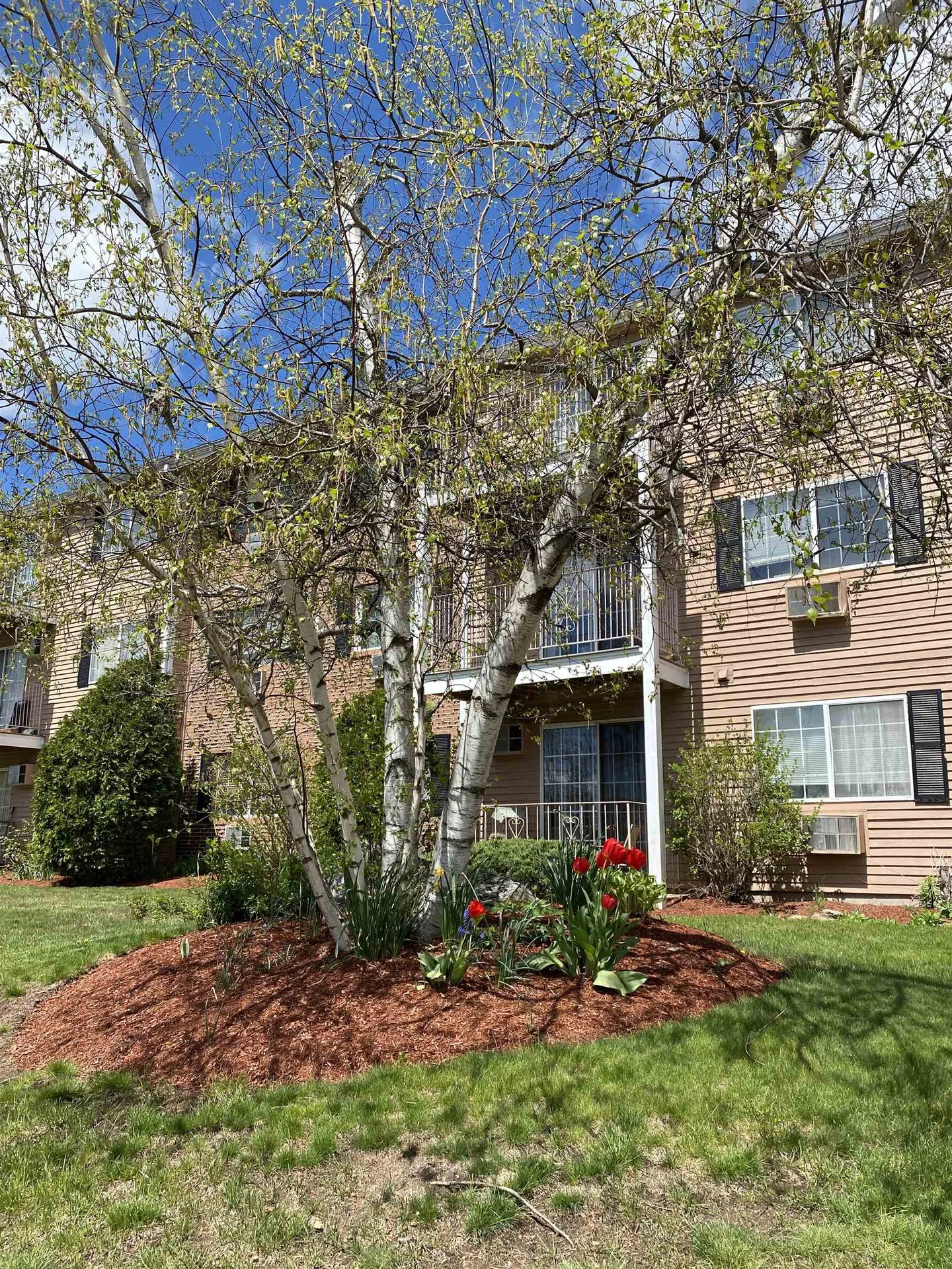 383 Huse Road Manchester NH 03103