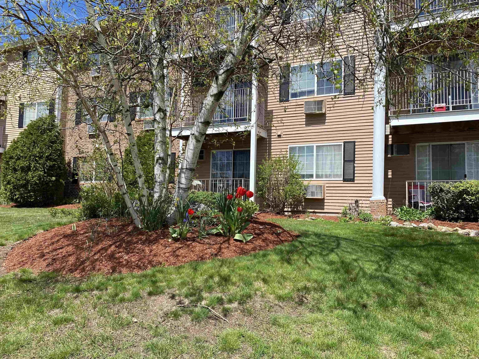 383 Huse Road Manchester NH 03103