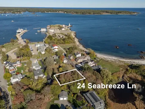 24 Seabreeze Lane New Castle NH 03854