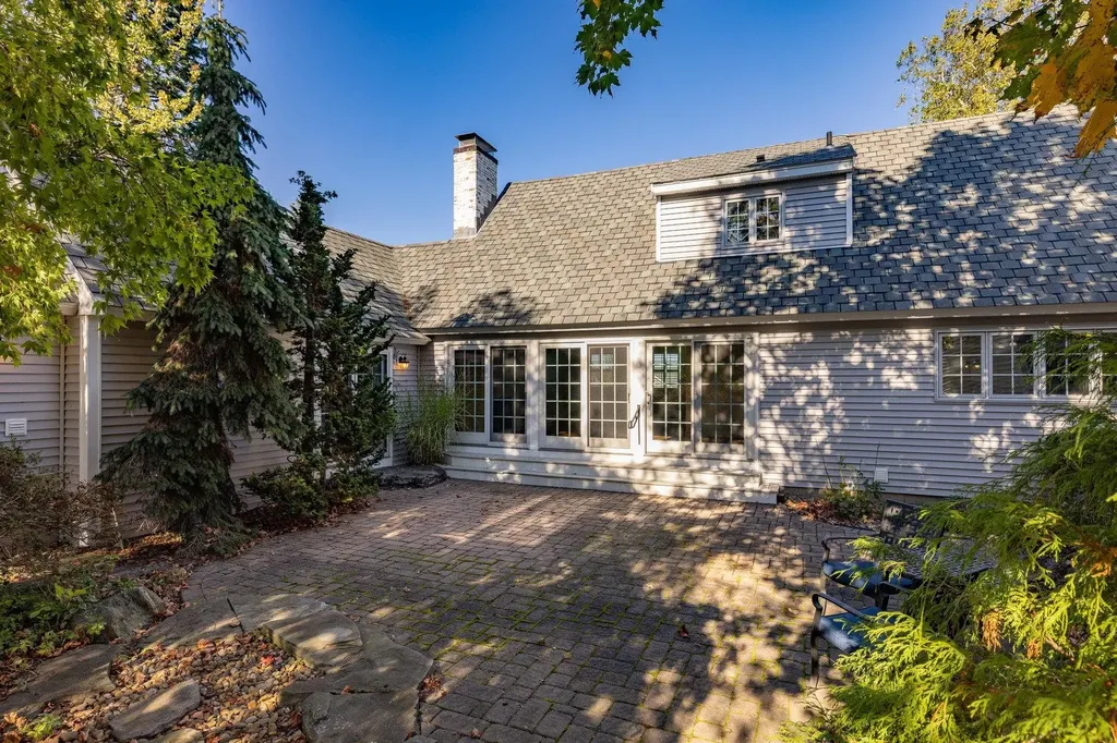 28 Ocean Street New Castle NH 03854