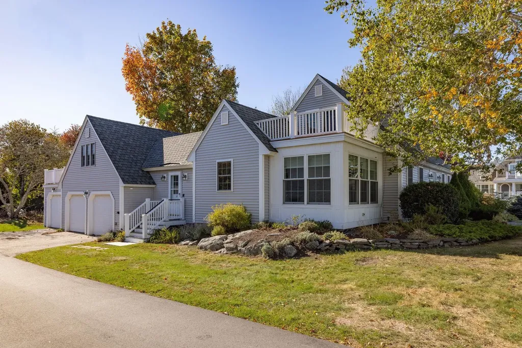 28 Ocean Street New Castle NH 03854