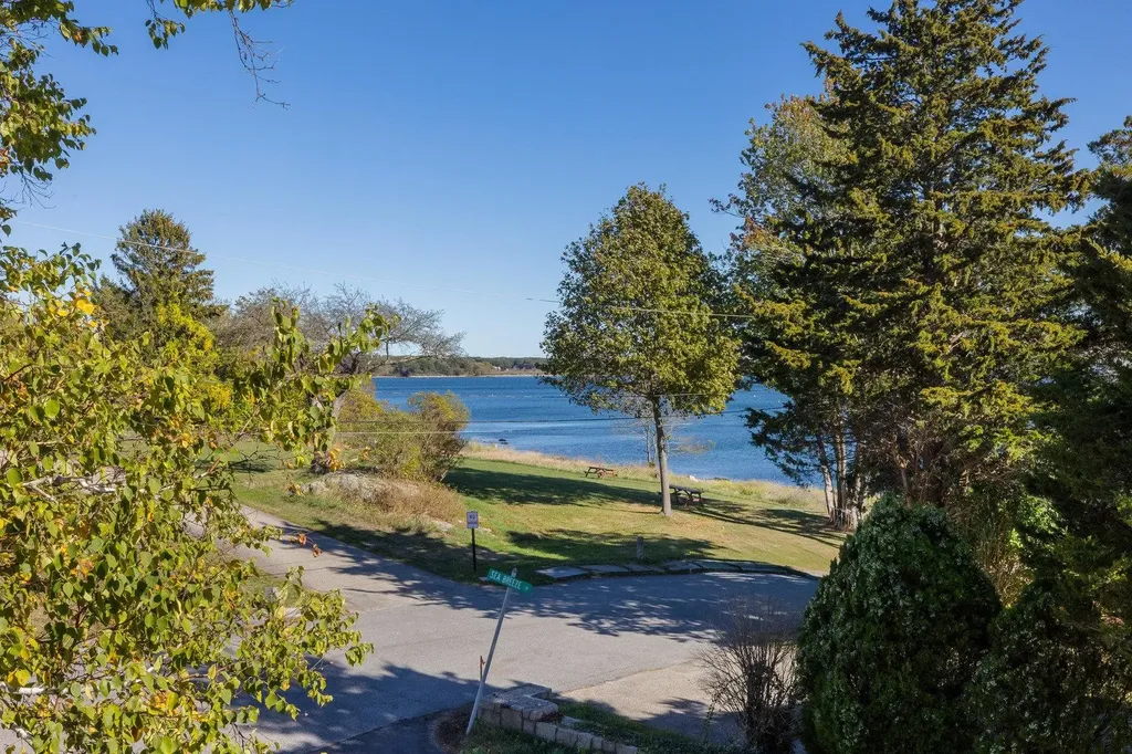 28 Ocean Street New Castle NH 03854