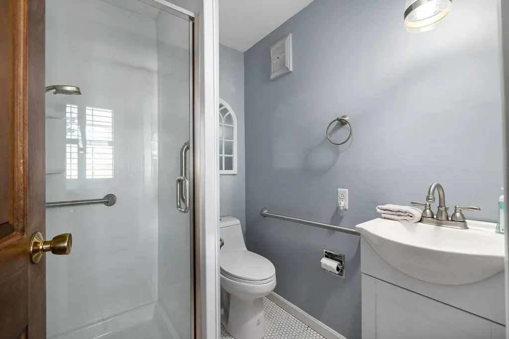 28 Ocean Street New Castle NH 03854