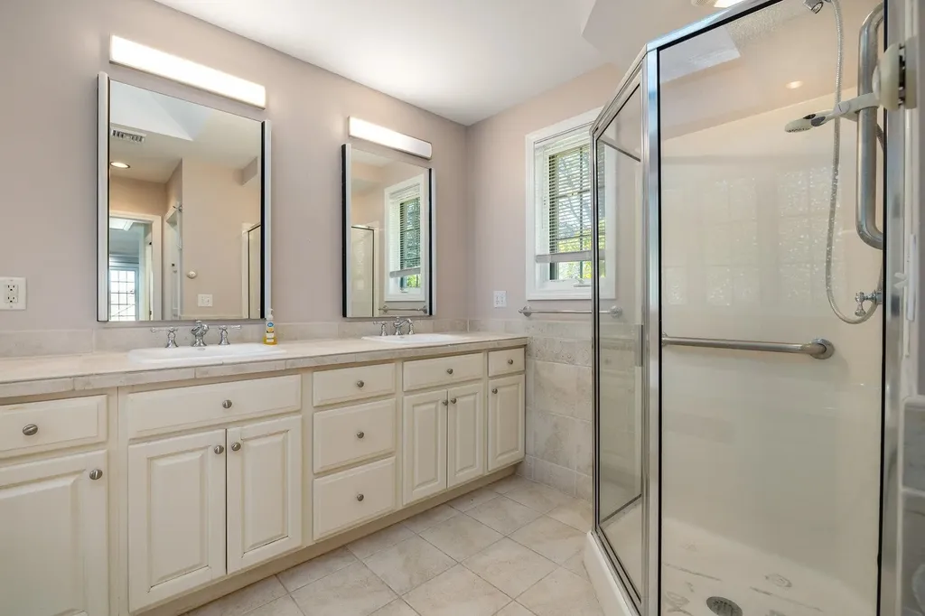 28 Ocean Street New Castle NH 03854