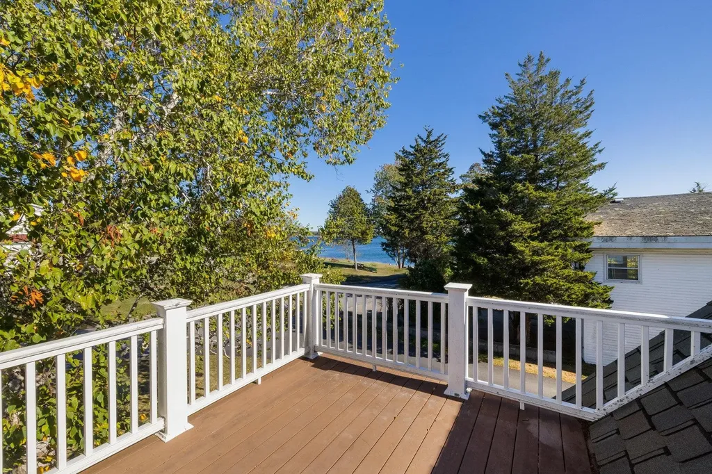 28 Ocean Street New Castle NH 03854