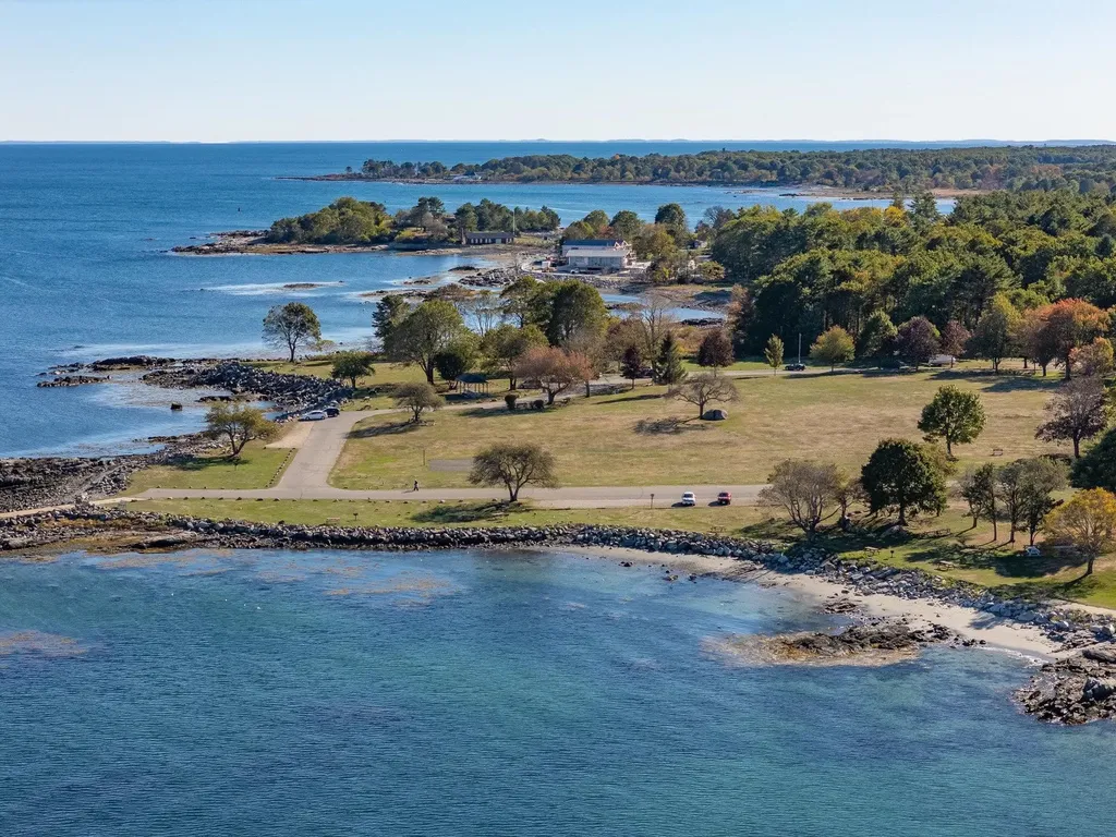 28 Ocean Street New Castle NH 03854