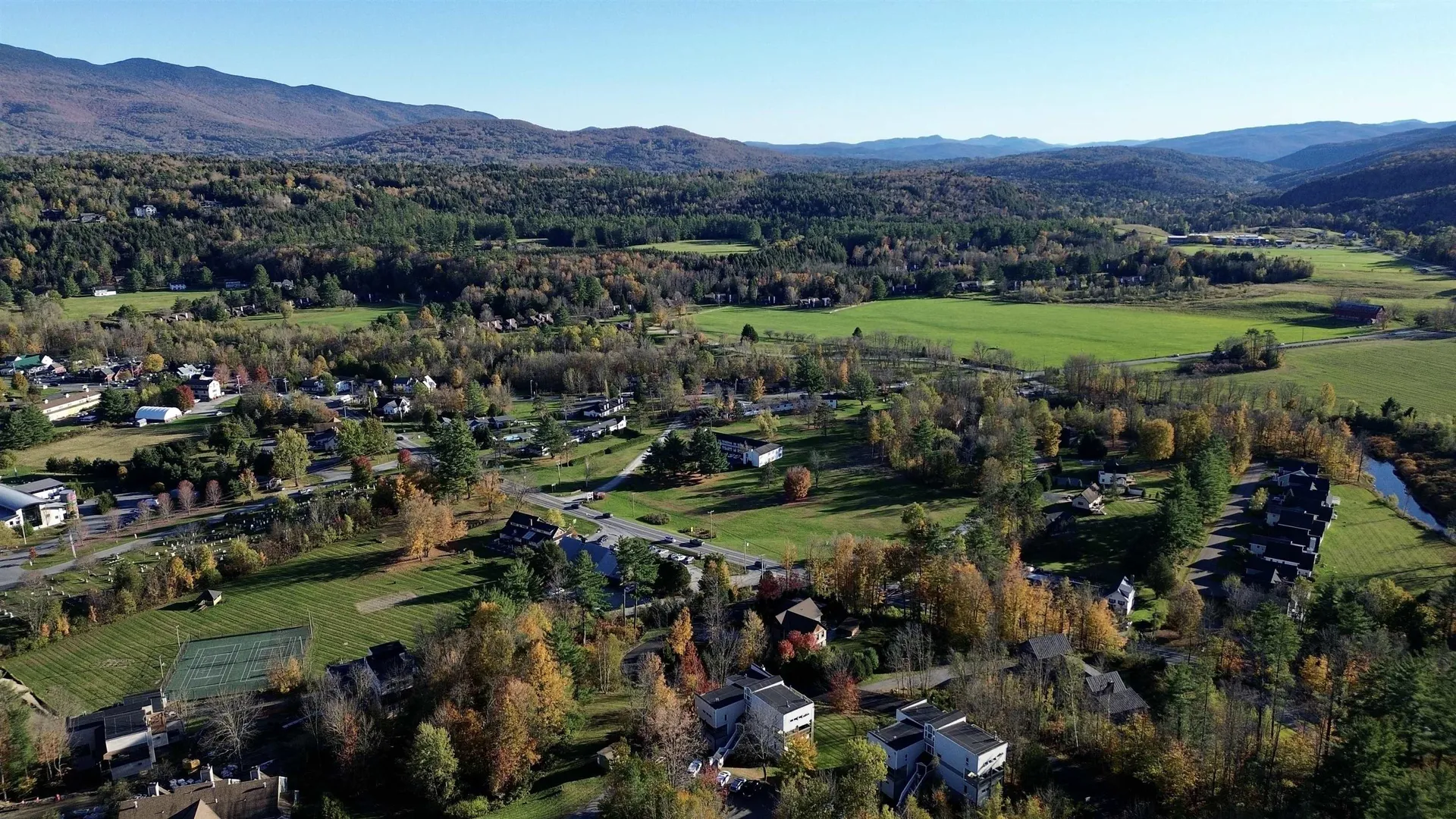 197 Mountainside Drive Stowe VT 05672