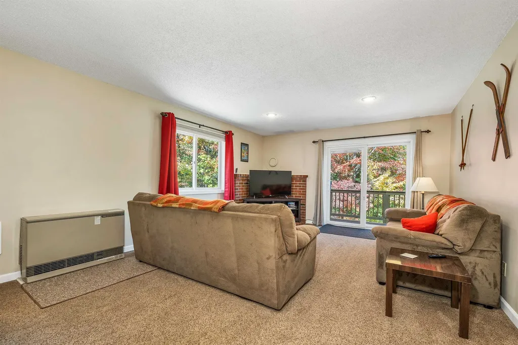 42 Harmony Lane Conway NH 03813