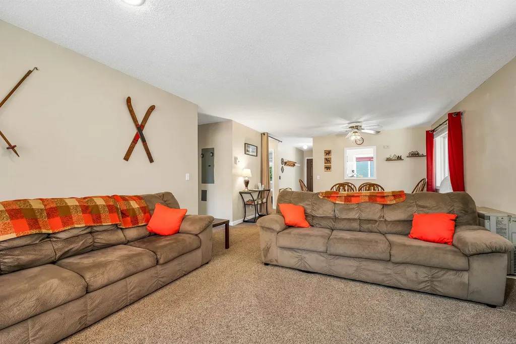 42 Harmony Lane Conway NH 03813