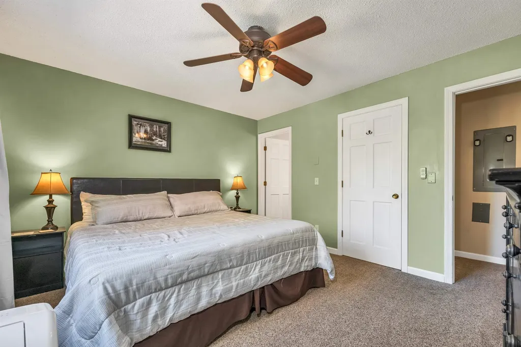 42 Harmony Lane Conway NH 03813