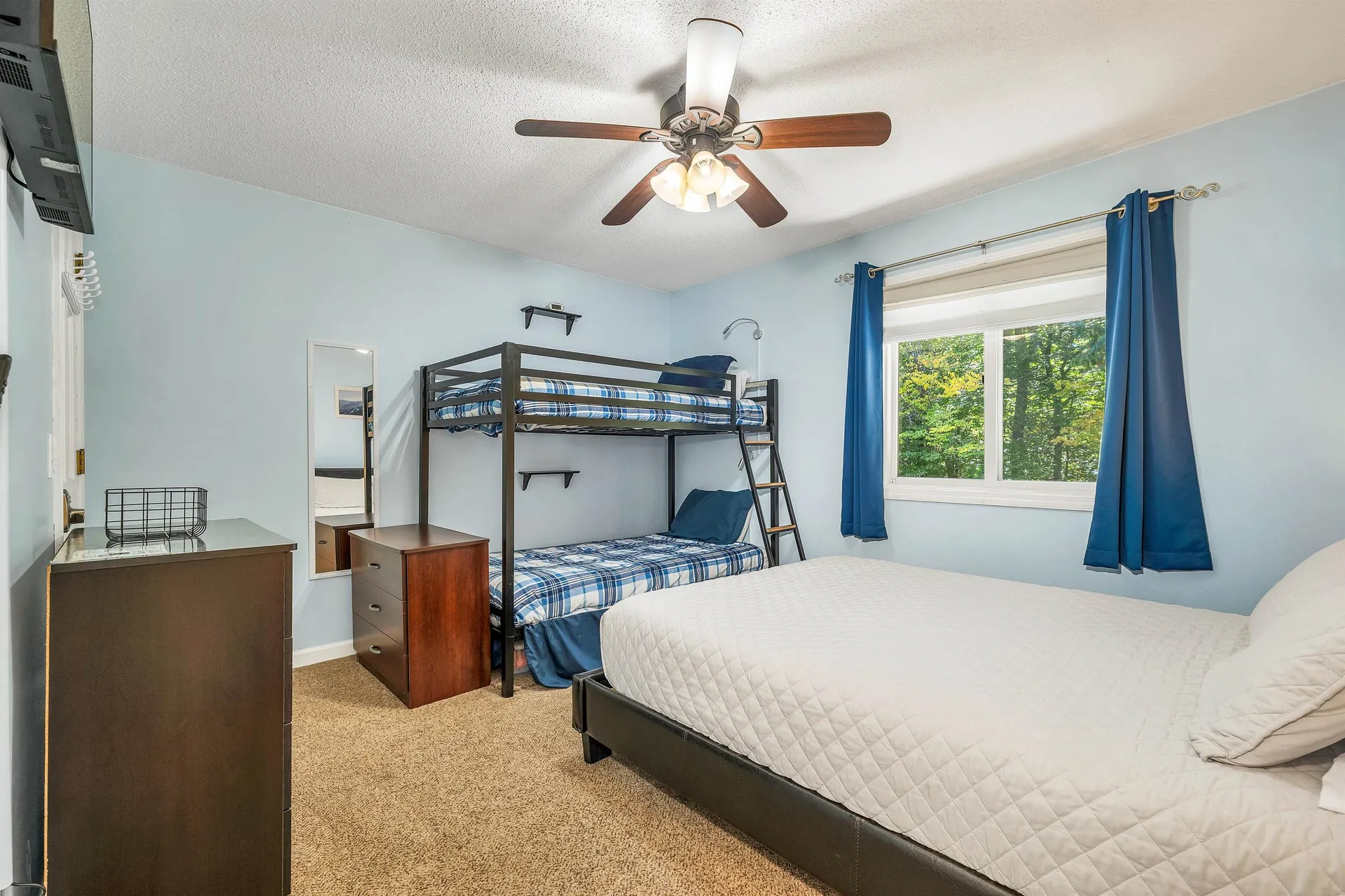 42 Harmony Lane Conway NH 03813