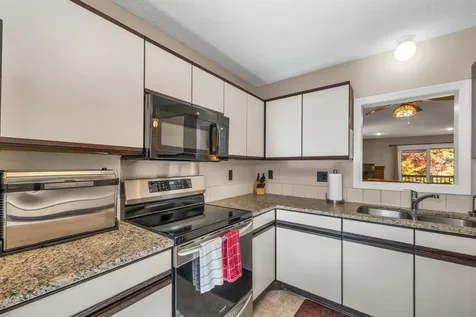 42 Harmony Lane Conway NH 03813