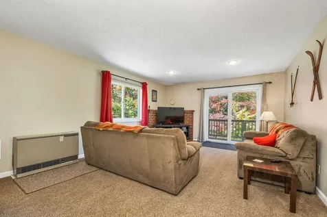 42 Harmony Lane Conway NH 03813