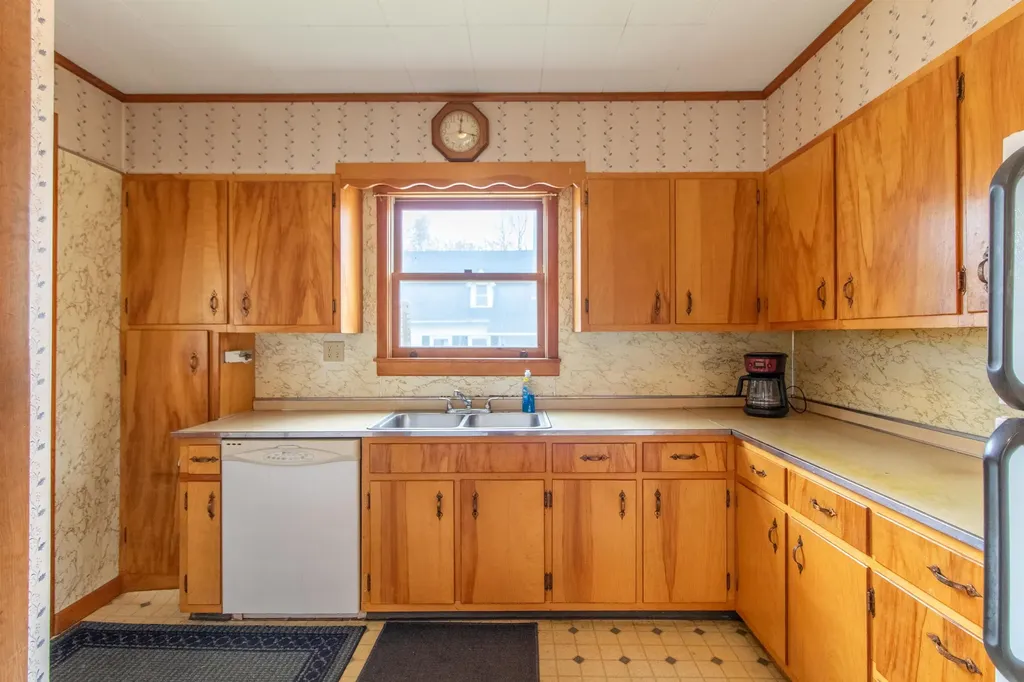 62 Highland Avenue Troy VT 05859