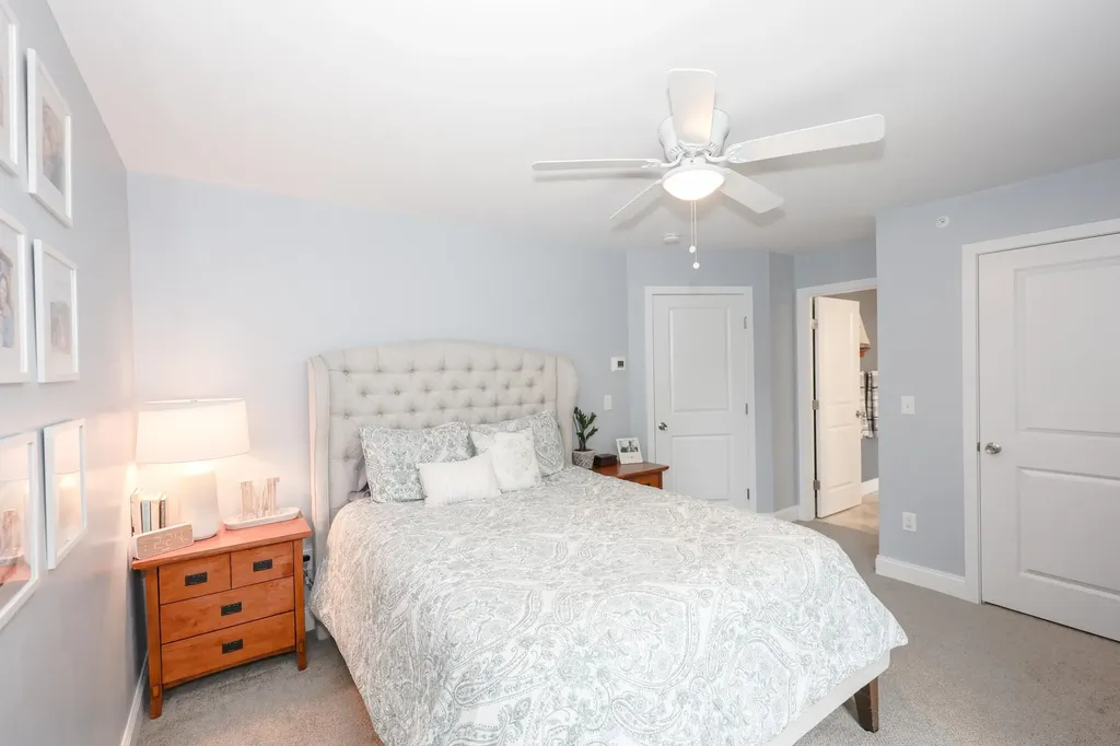 19 Biggs Avenue Epping NH 03042