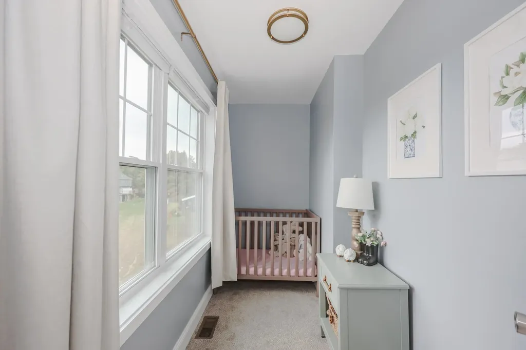 19 Biggs Avenue Epping NH 03042