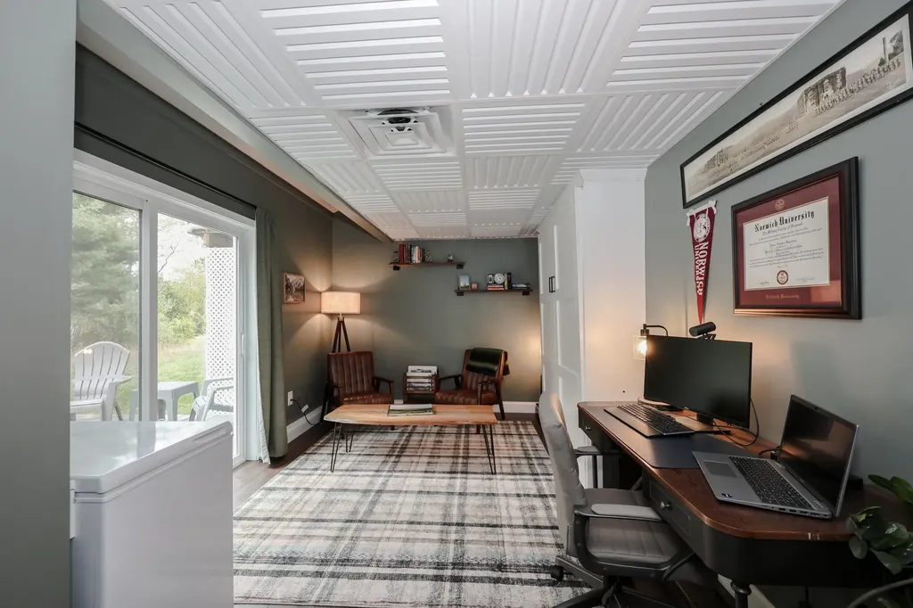 19 Biggs Avenue Epping NH 03042