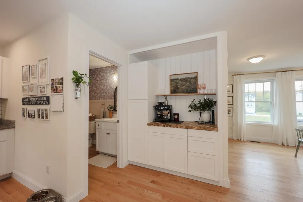 19 Biggs Avenue Epping NH 03042