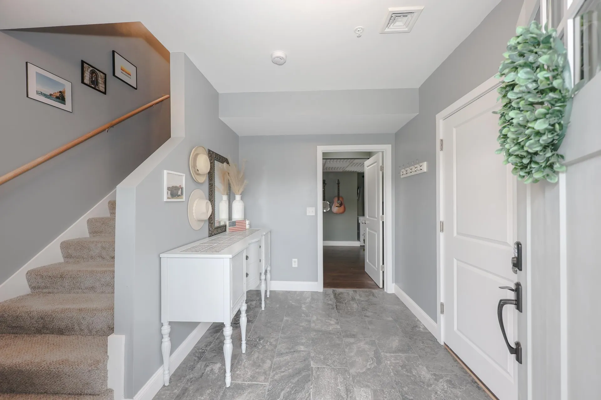 19 Biggs Avenue Epping NH 03042