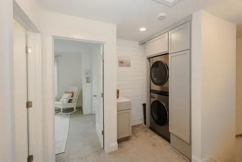 19 Biggs Avenue Epping NH 03042