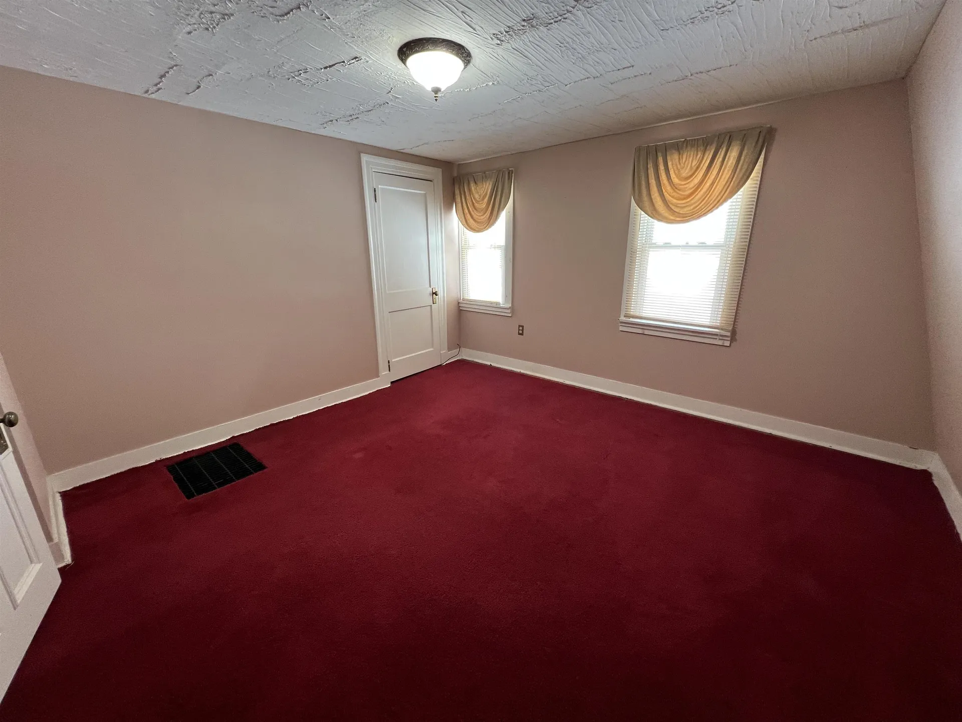 518 Western Avenue Berlin NH 03570