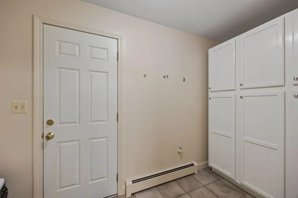 6 Surrey Drive Bow NH 03304