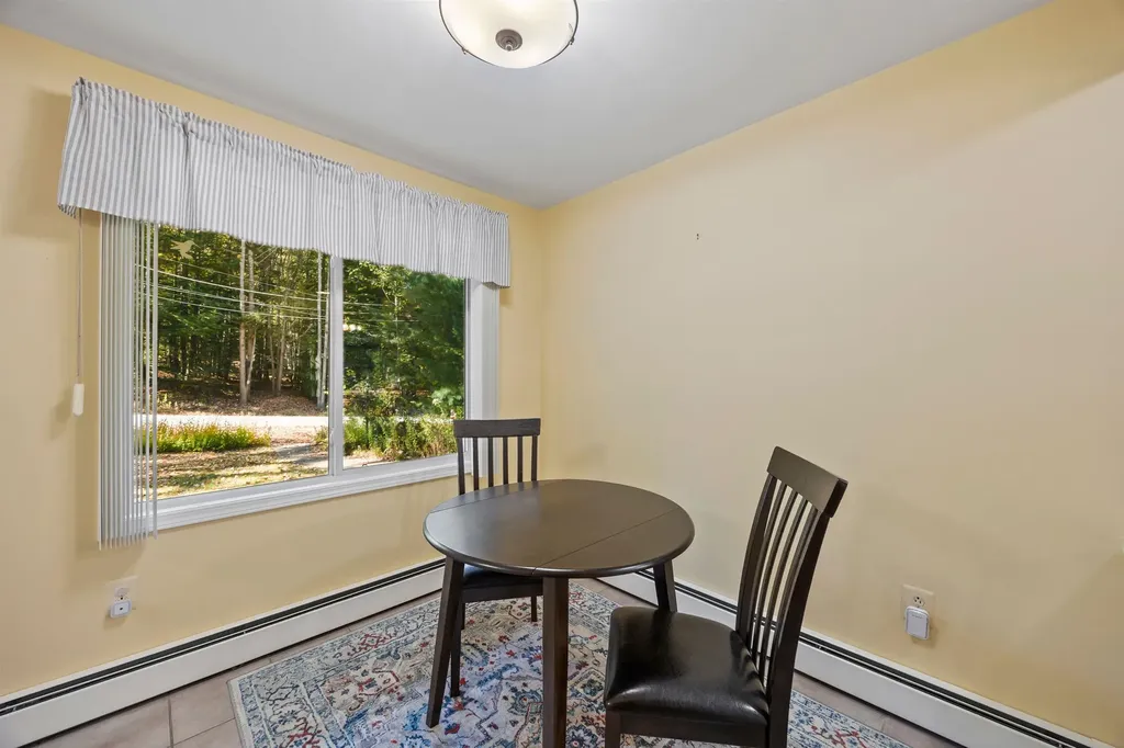 6 Surrey Drive Bow NH 03304