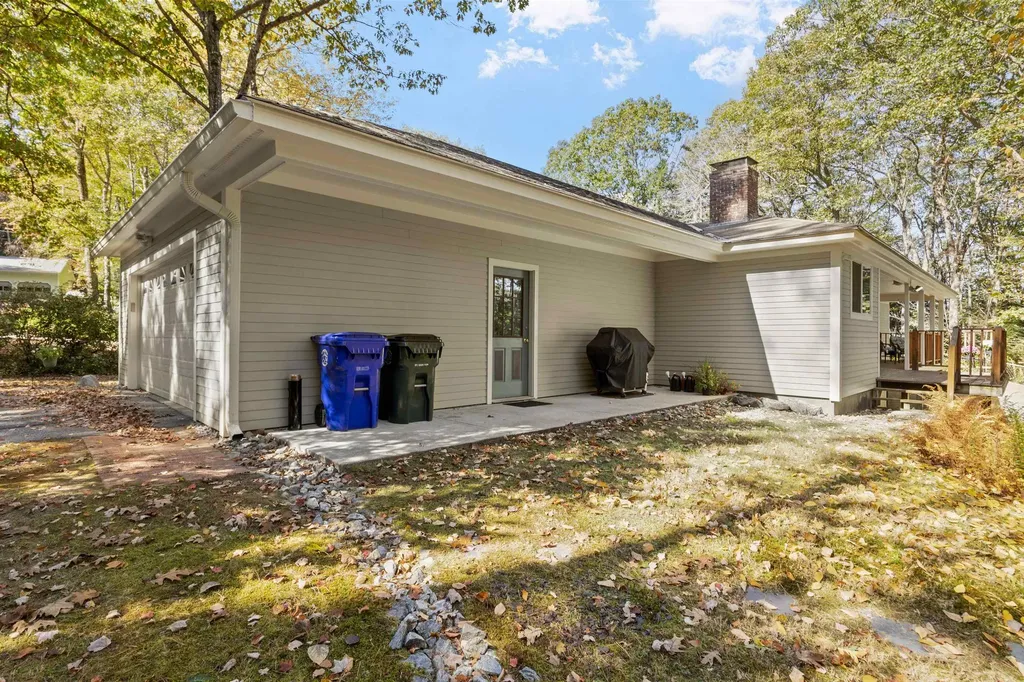 6 Surrey Drive Bow NH 03304