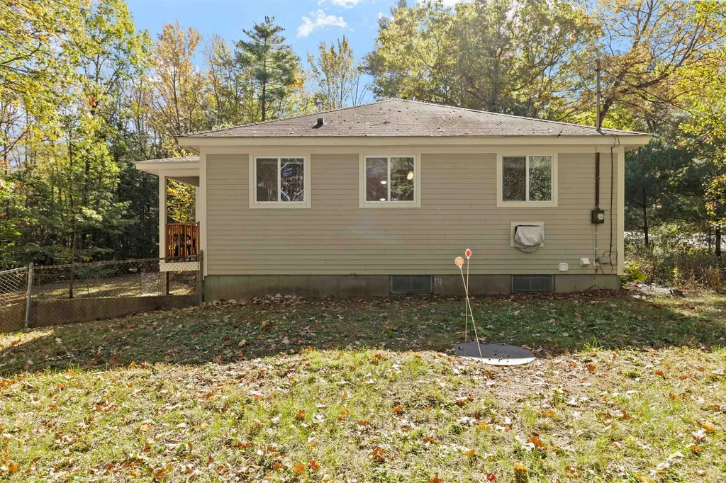 6 Surrey Drive Bow NH 03304