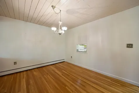 6 Surrey Drive Bow NH 03304