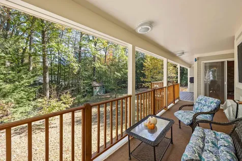 6 Surrey Drive Bow NH 03304