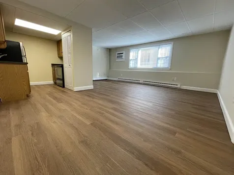 159 River Road Manchester NH 03104