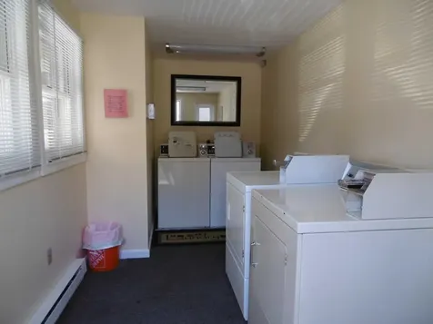 159 River Road Manchester NH 03104