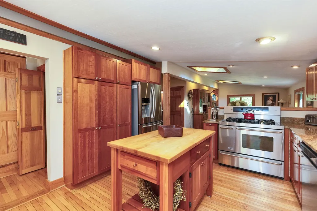 11 Charles Bancroft Highway Litchfield NH 03052