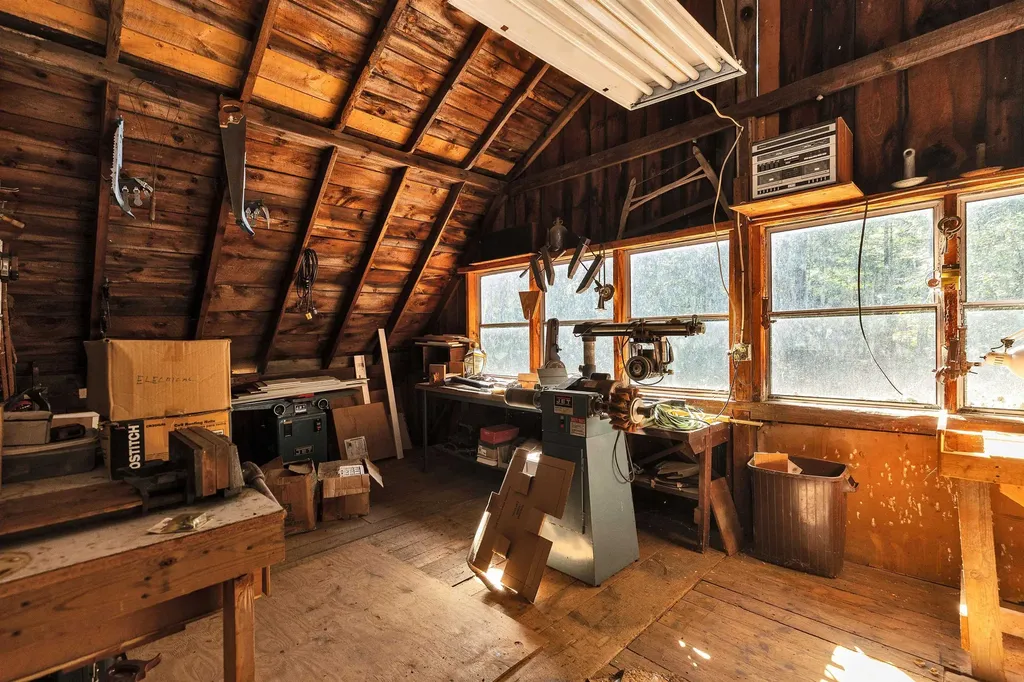 11 Charles Bancroft Highway Litchfield NH 03052