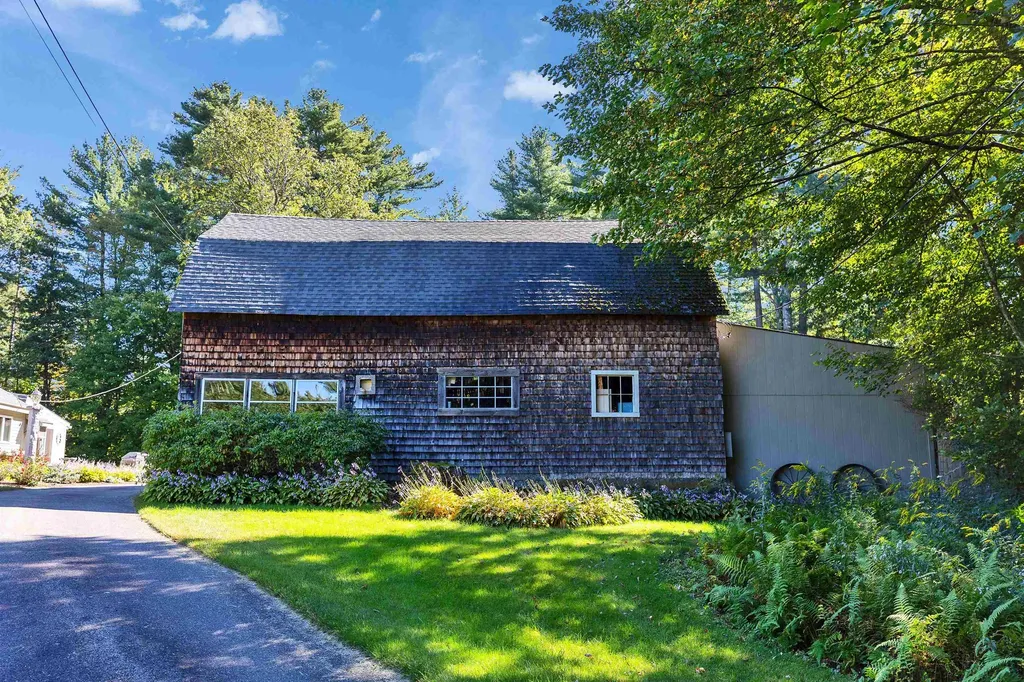 11 Charles Bancroft Highway Litchfield NH 03052