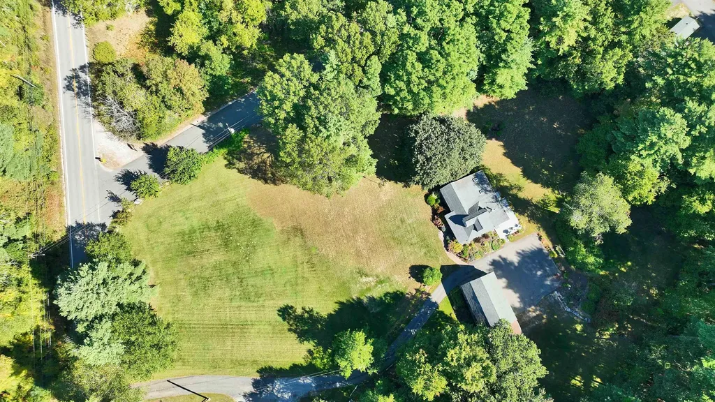 11 Charles Bancroft Highway Litchfield NH 03052