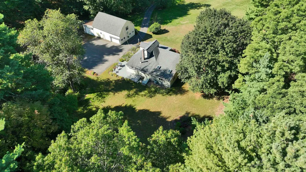 11 Charles Bancroft Highway Litchfield NH 03052