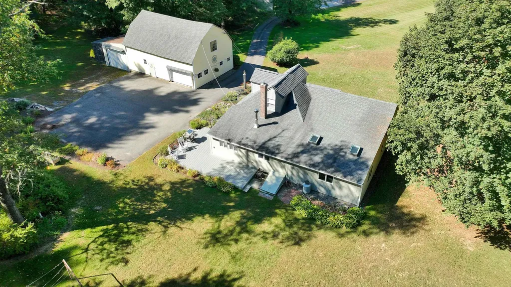 11 Charles Bancroft Highway Litchfield NH 03052