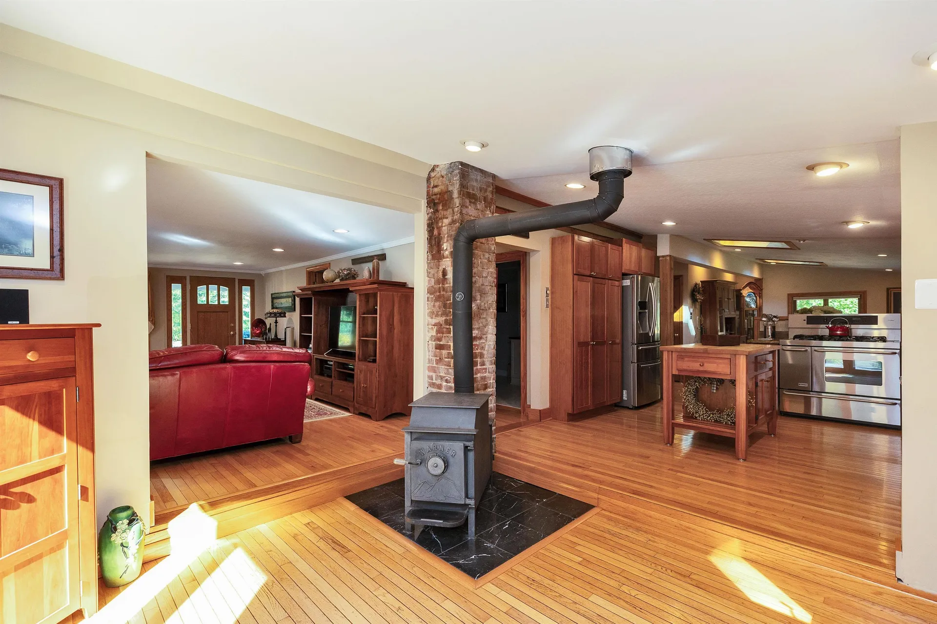 11 Charles Bancroft Highway Litchfield NH 03052