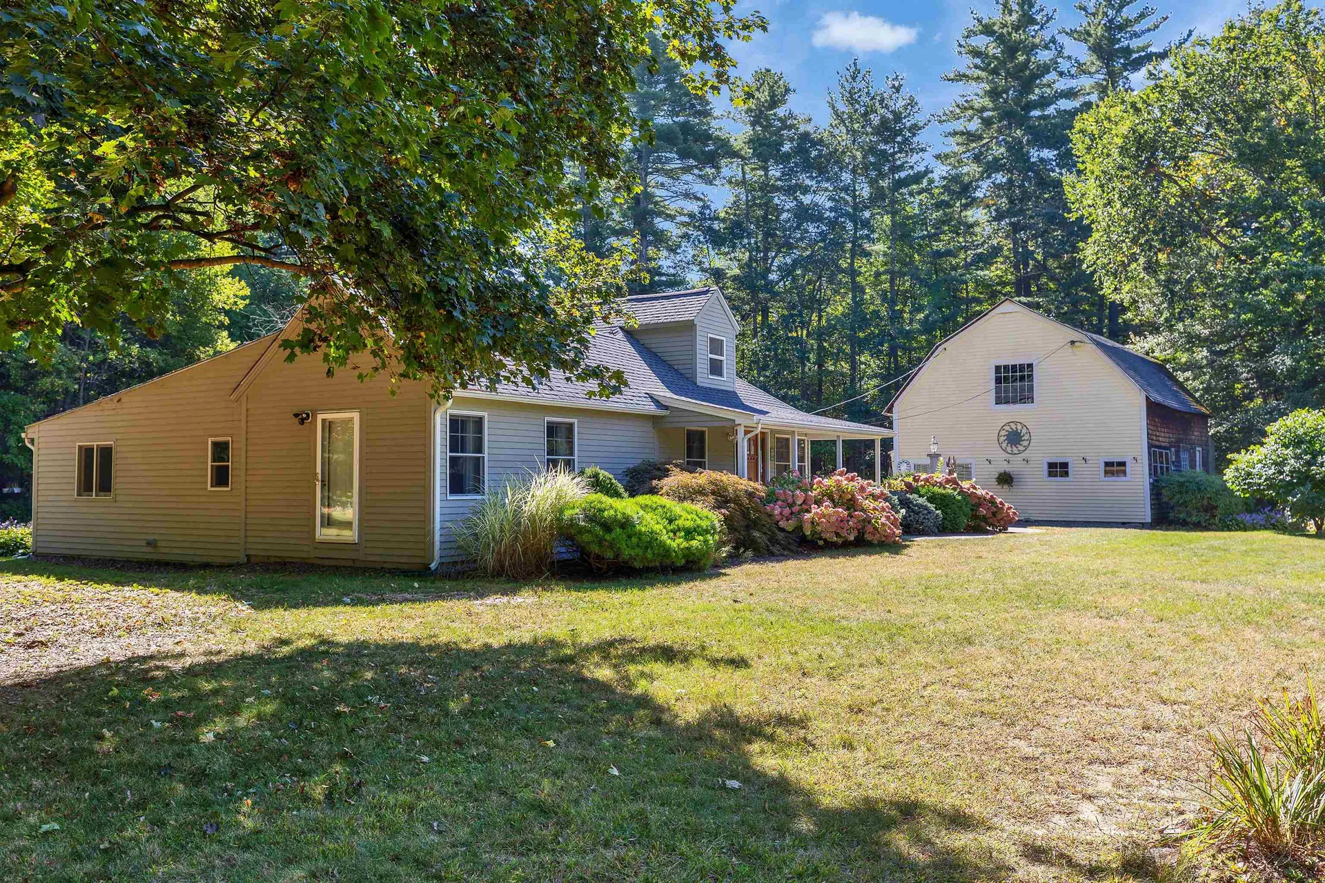 11 Charles Bancroft Highway Litchfield NH 03052