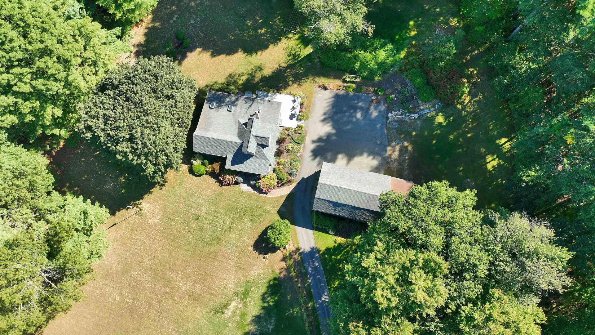 11 Charles Bancroft Highway Litchfield NH 03052