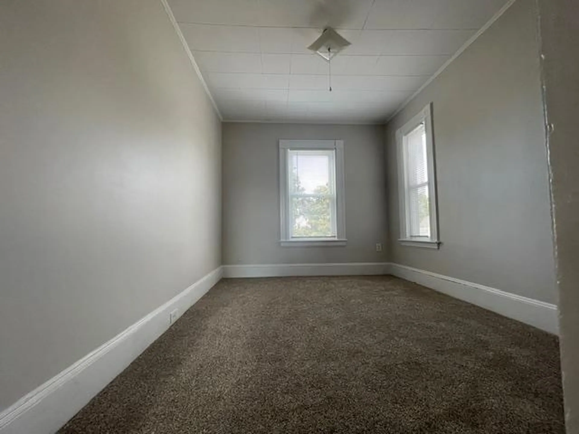 67 Forest Street Manchester NH 03104