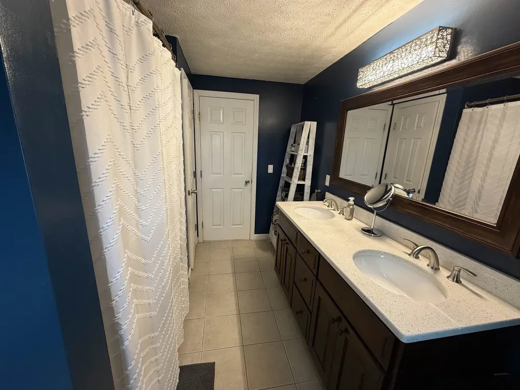 67 Pullman Street Manchester NH 03103