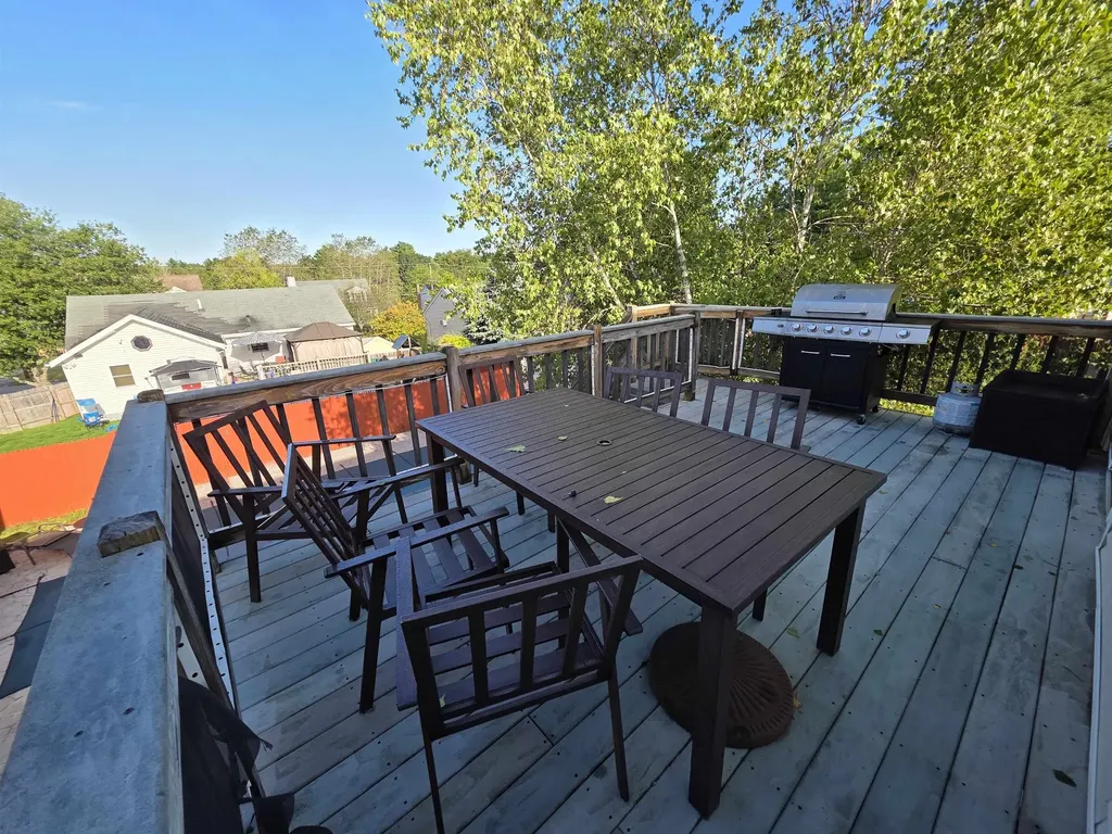 67 Pullman Street Manchester NH 03103