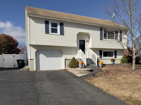 67 Pullman Street Manchester NH 03103