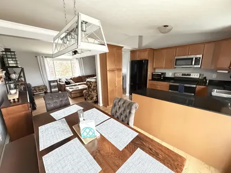 67 Pullman Street Manchester NH 03103