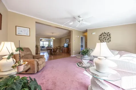 23 Stonegate Lane Hampstead NH 03841