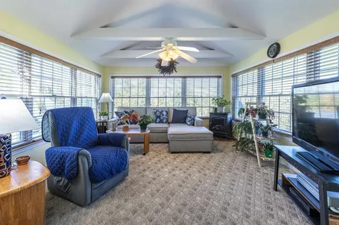 23 Stonegate Lane Hampstead NH 03841